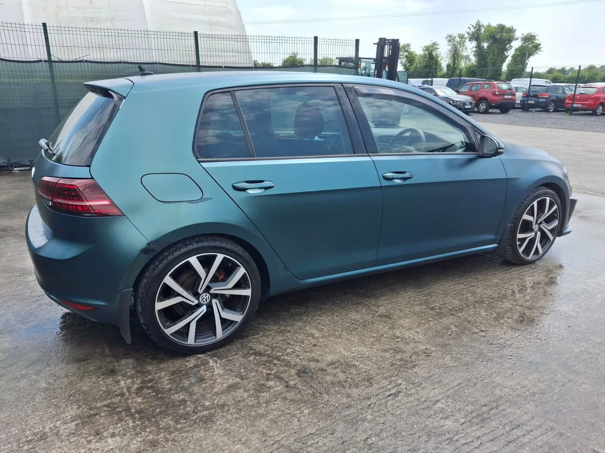 2015 VW Golf 2.0 TDI Automatic - Image 3