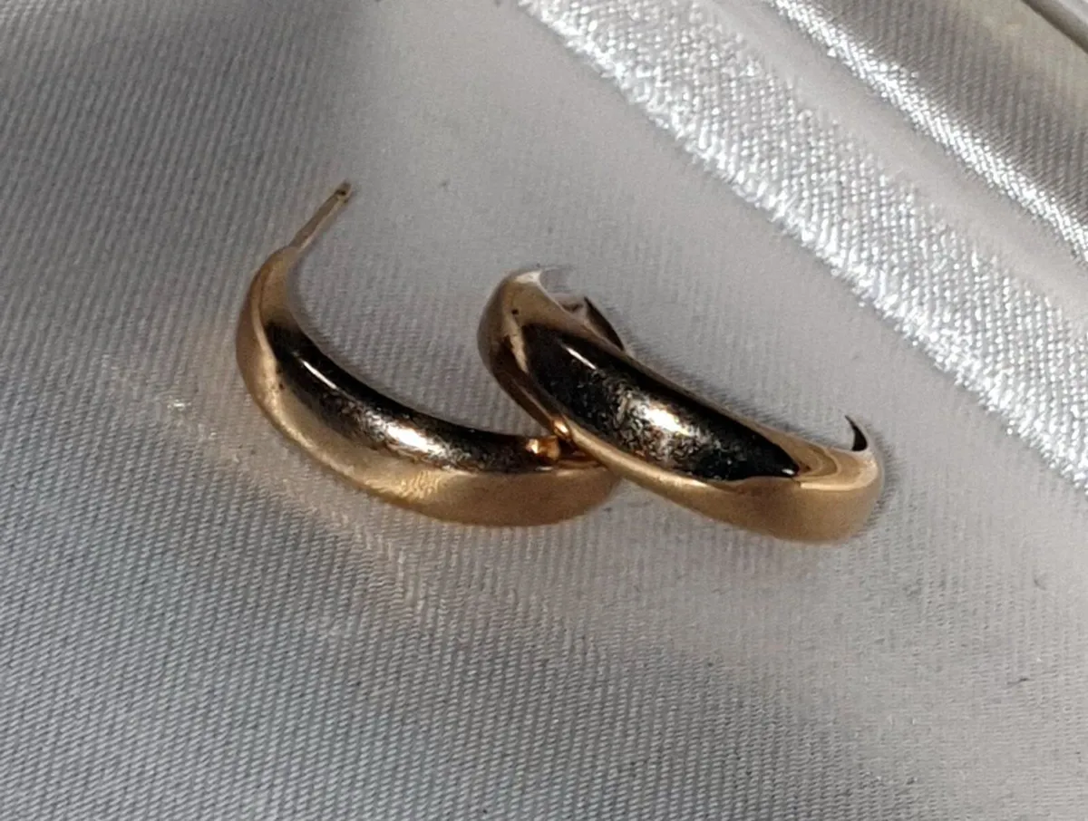 Vintage Hallmarked 9ct Gold 'Demi' Hoops - Image 1