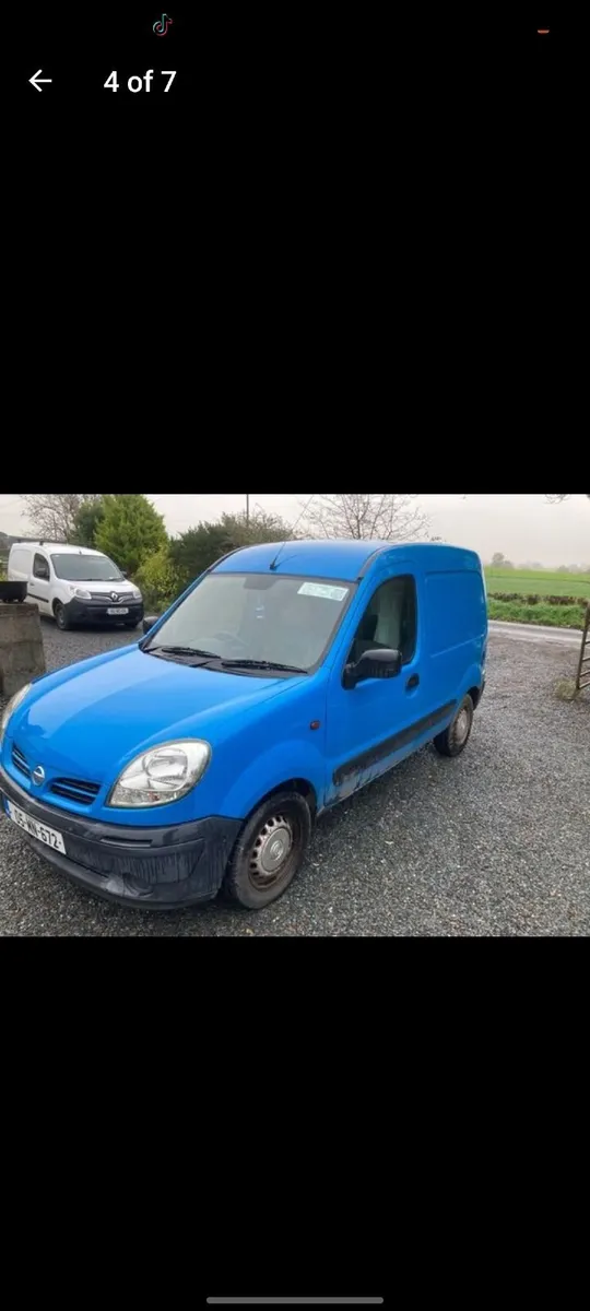 Van - Image 2