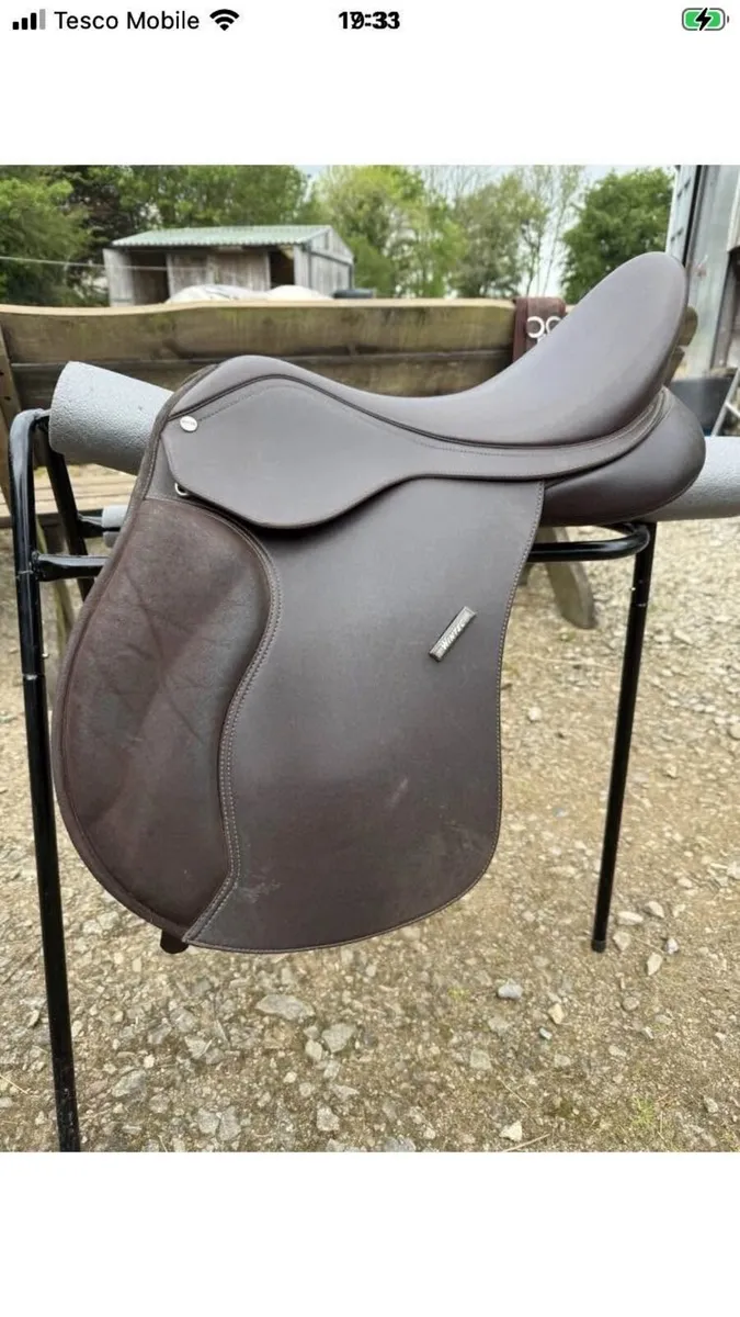 Wintec saddle - Image 1