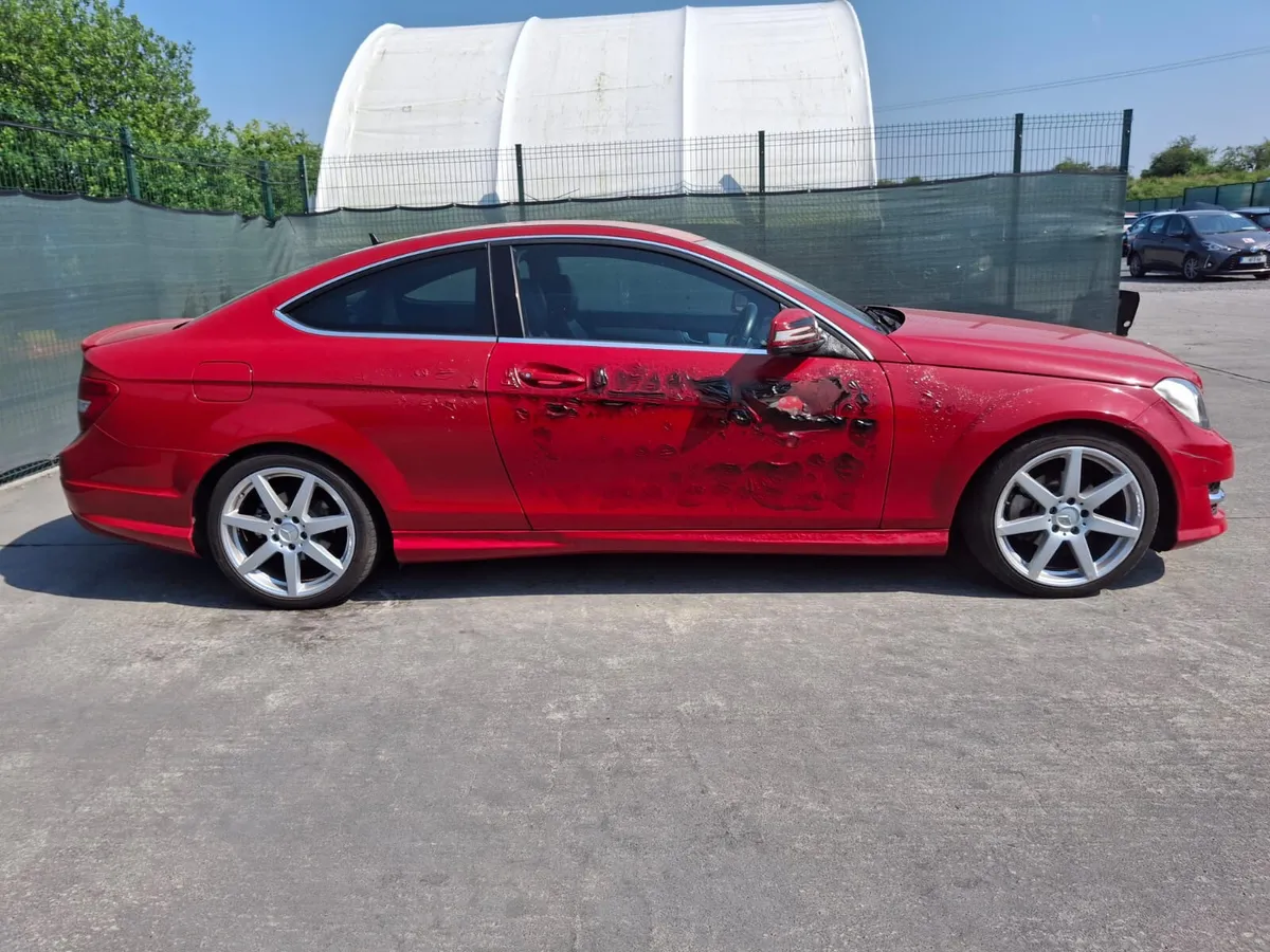 2014 Mercedes C 180 AMG Sport  auto - Image 2