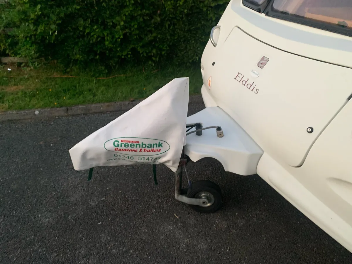Caravans - Image 4