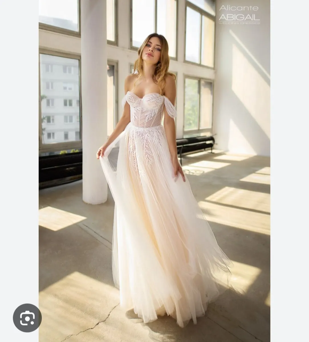 Alicante, Abigail Herms Wedding Dress - Image 1