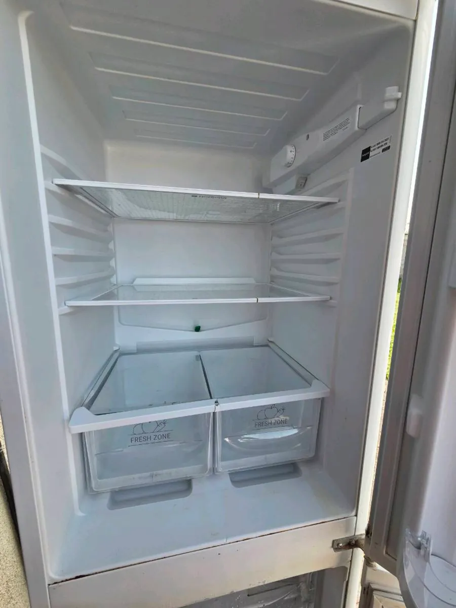 Fridge freezer Hotpoint - Image 2