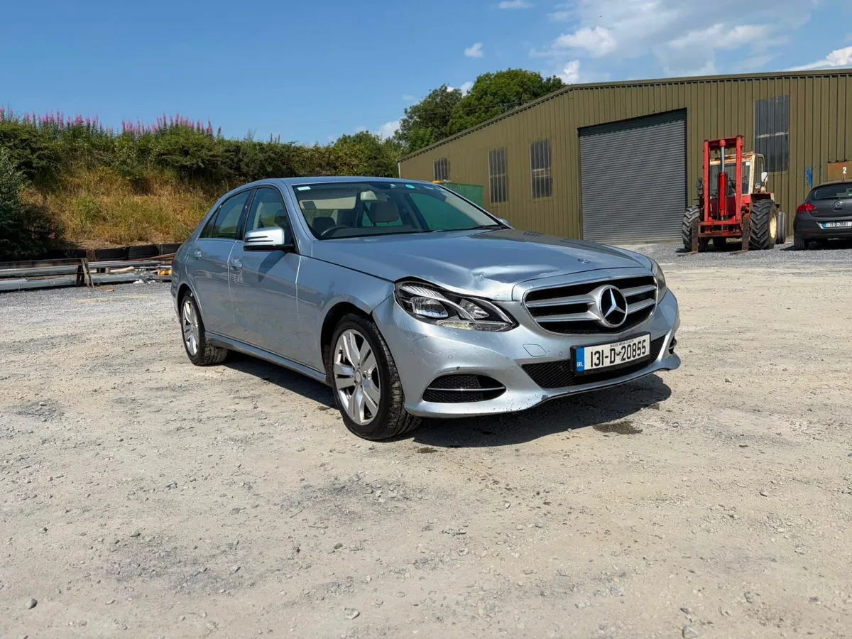 2013 E220 diesel - Image 2