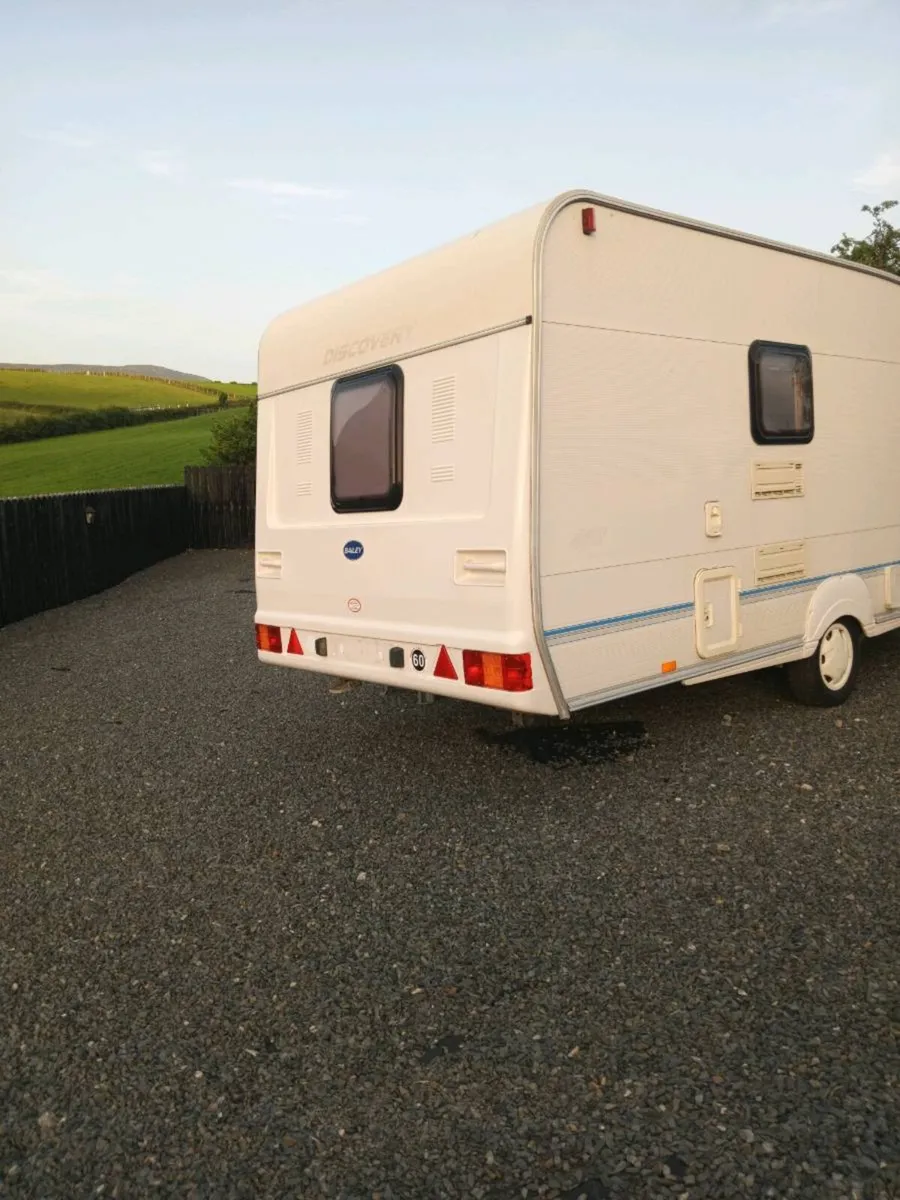 Caravan - Image 3