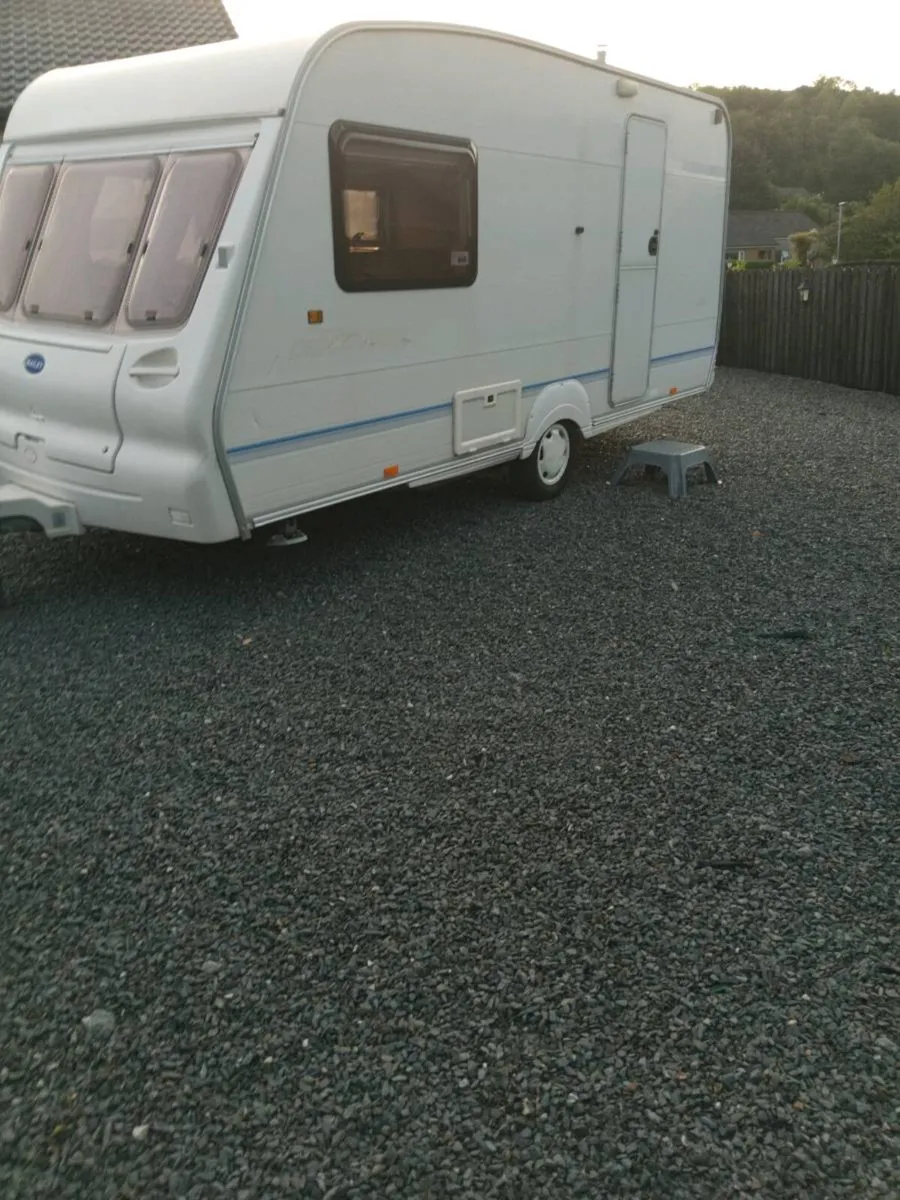 Caravan - Image 1