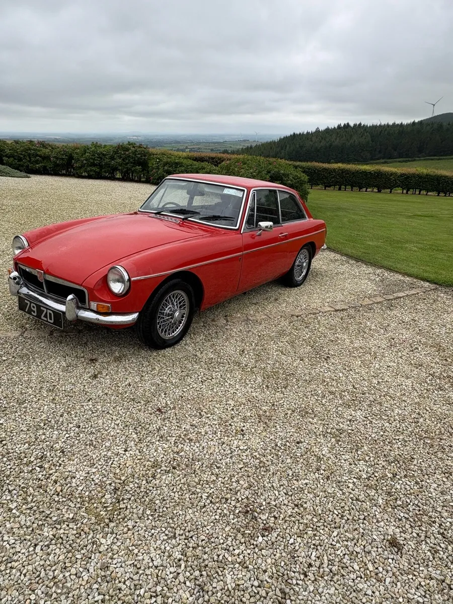 Vintage car - Image 3