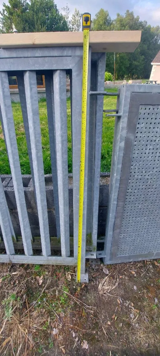 Galvanised fencing - Image 4