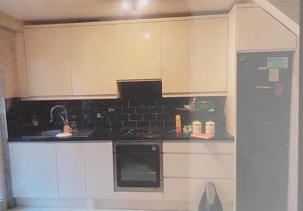 Kitchen - Image 1