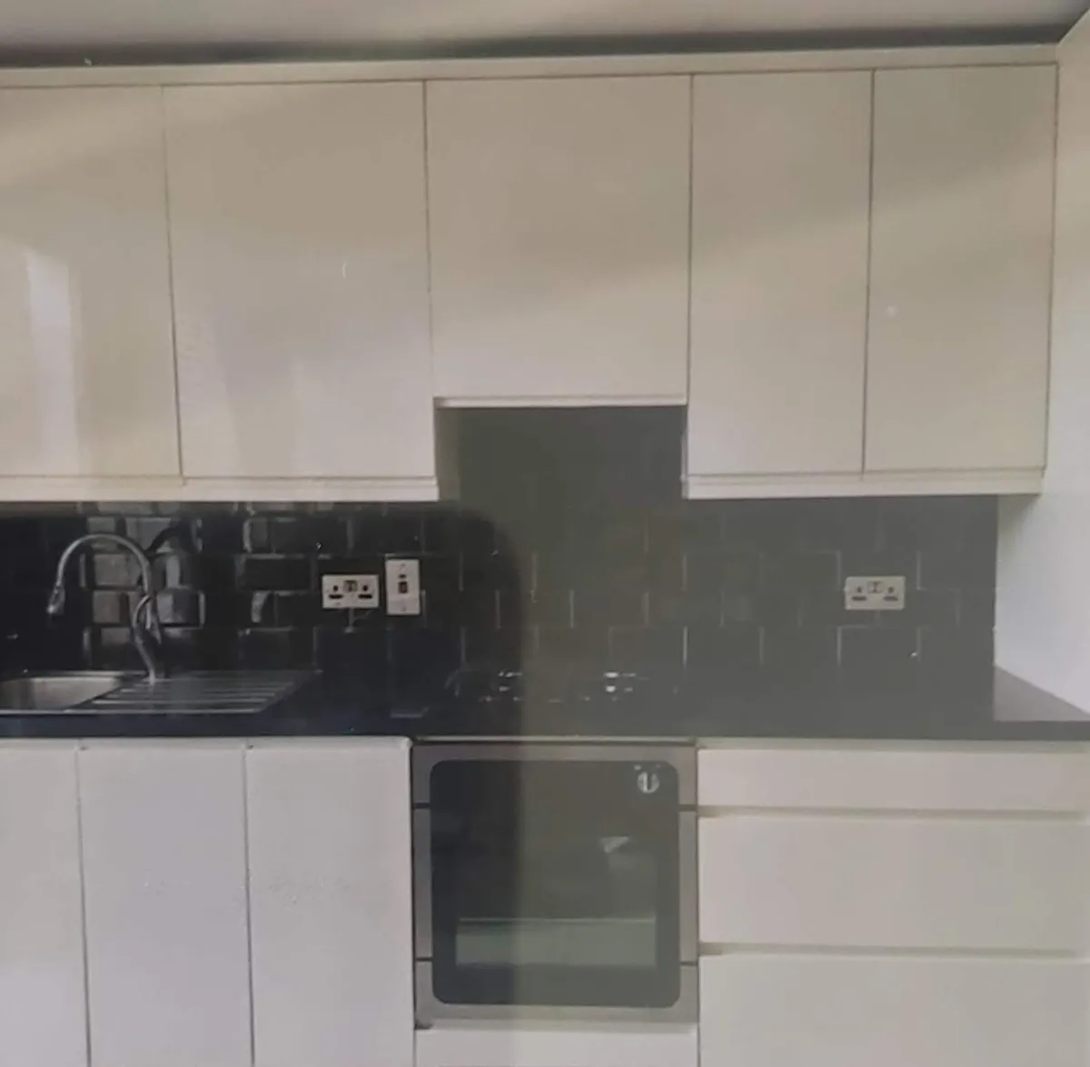 Kitchen - Image 2