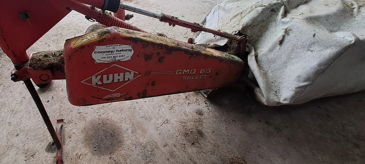Kuhn 8 foot mower - Image 3