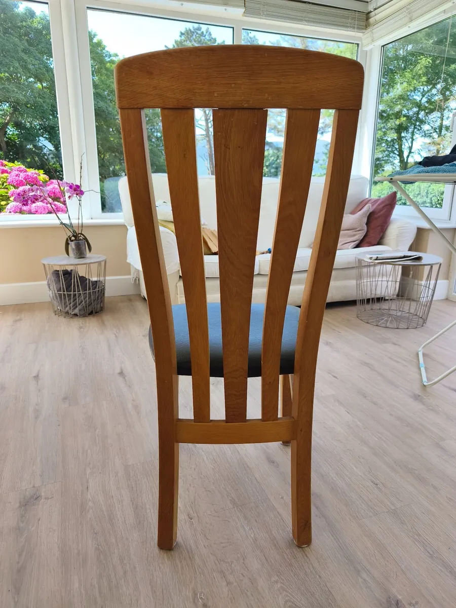 Dining table and chairs - Image 4