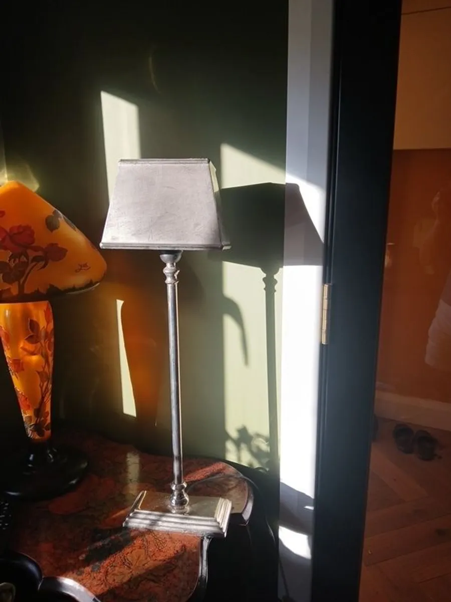 table lamp - Image 2
