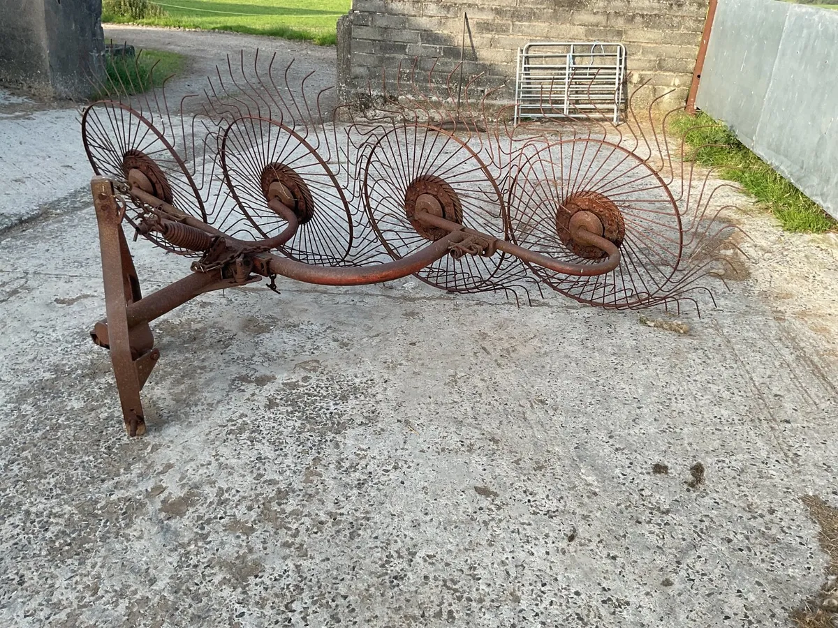 Vicon hay / straw turner - Image 3