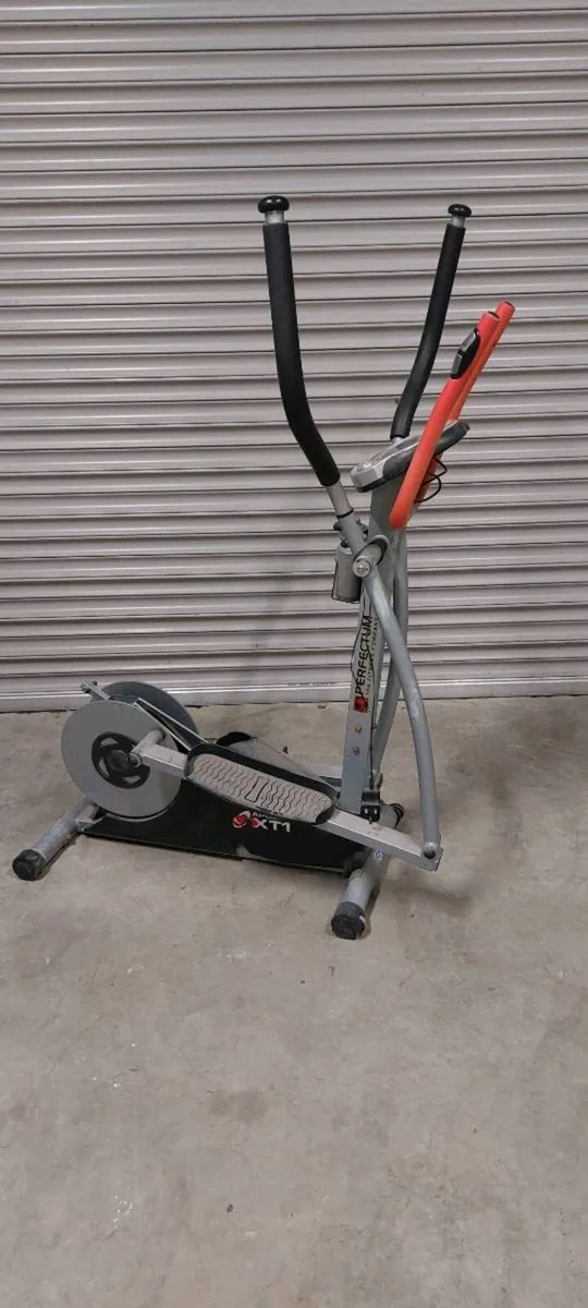 EXCERCISE CROSS TRAINER - Image 1