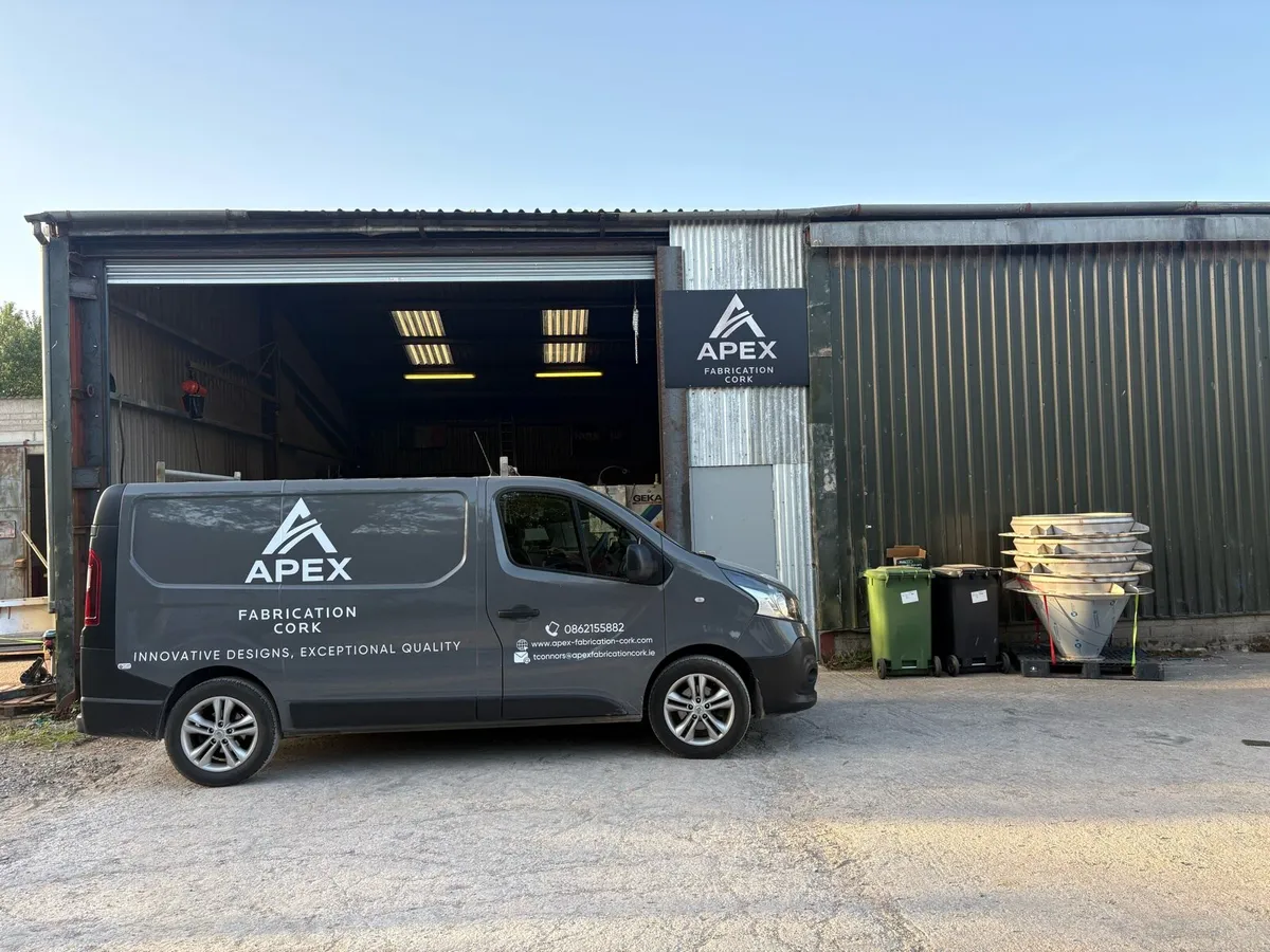 Apprentice fabricator - Image 1