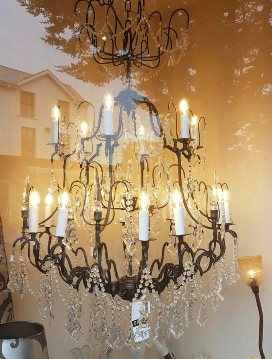 Chandelier - Image 2