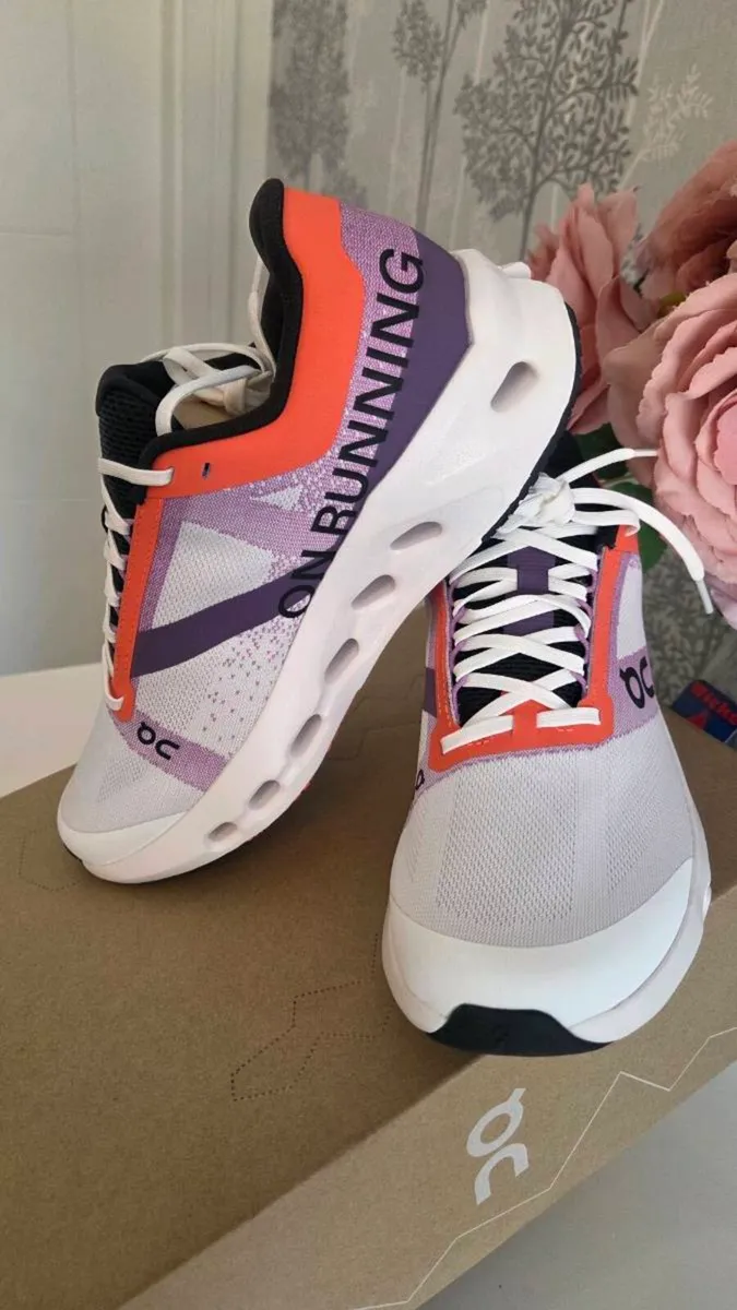 Clouds  running shoes - Image 2