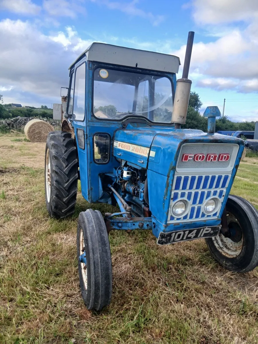 Ford 2000 - Image 3