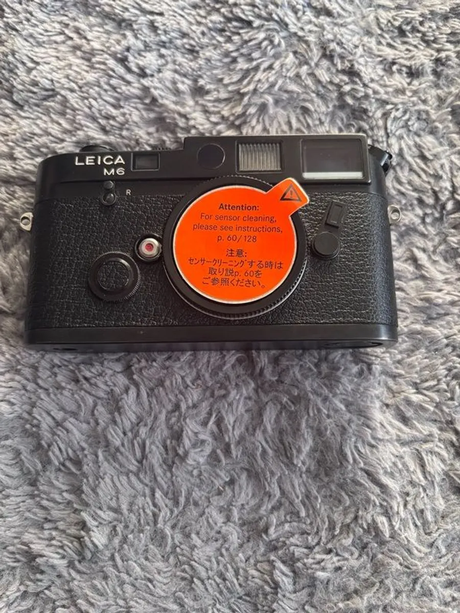 Leica M6 - Image 1