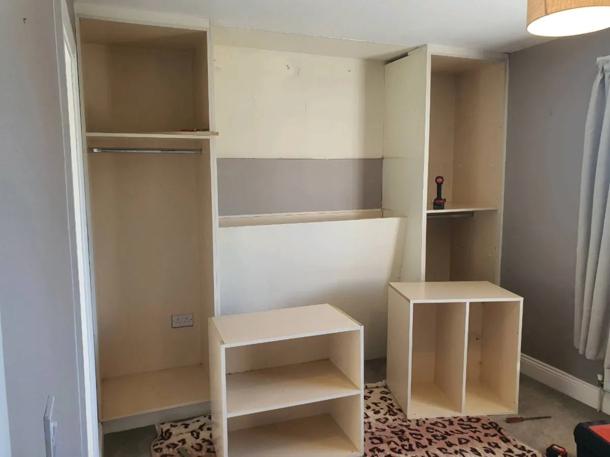 Wardrobe - Image 4
