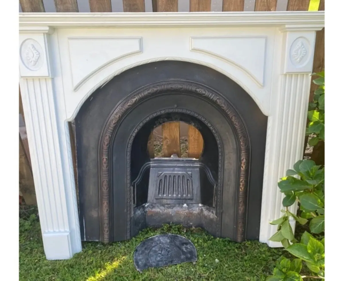 Cast iron full fireplace set & heart included ONO - Image 2
