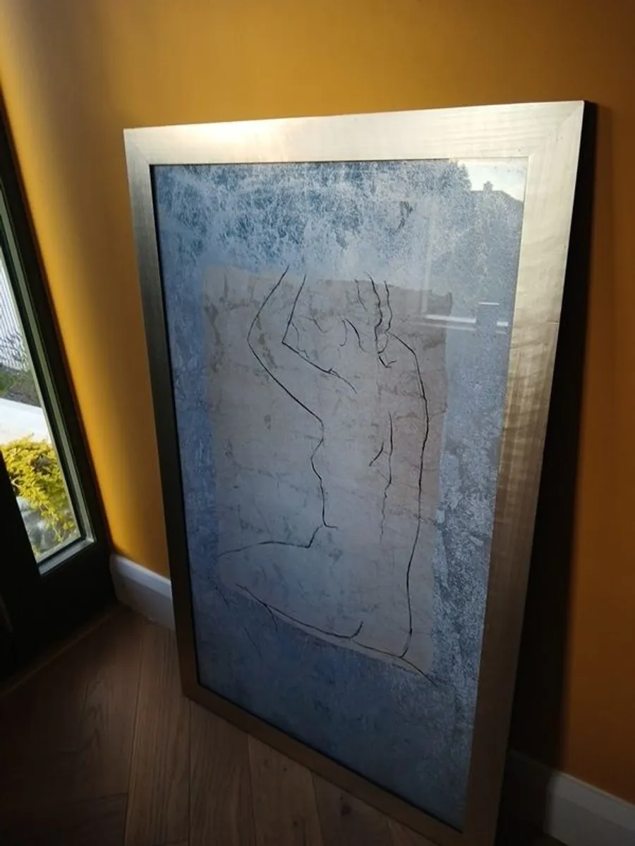home and - Image 1