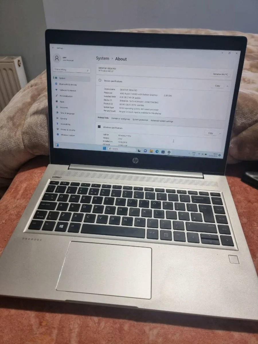 HP laptop 14 inch - Image 1