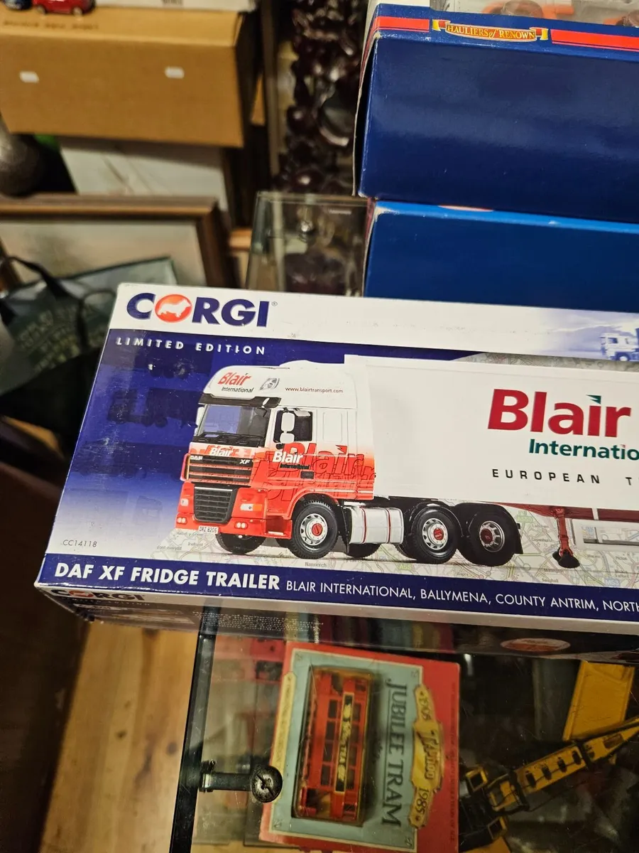 Corgi DAF Tractor Unit and Trailer 1.50 - Image 2
