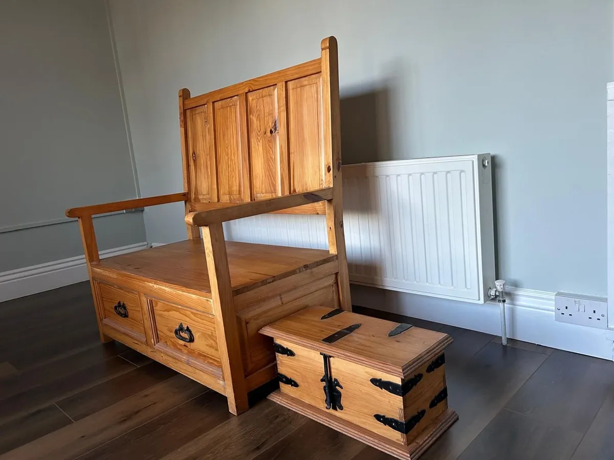 Pine Monks Bench with additional Storage Box - Image 2
