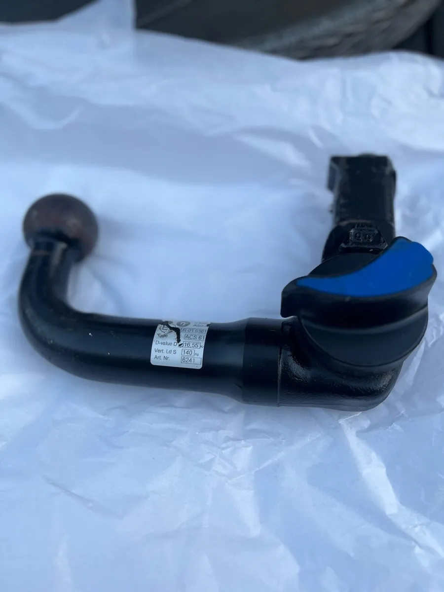 Tow Bar - Image 1