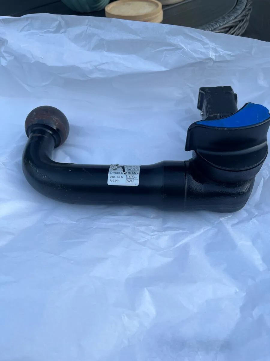 Tow Bar - Image 2