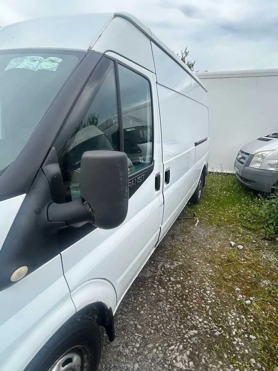 Ford Transit - Image 2