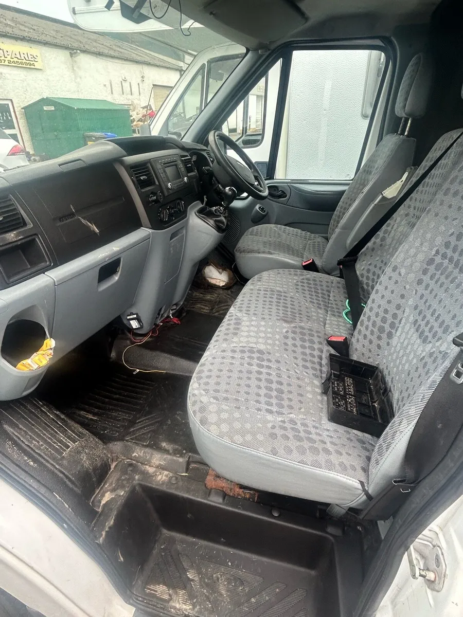 Ford Transit - Image 4