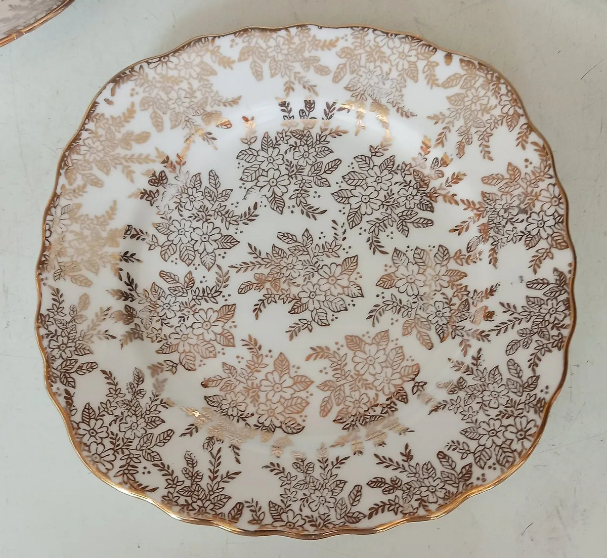 Longton Vale Vintage Gold/White Teaset - Image 3