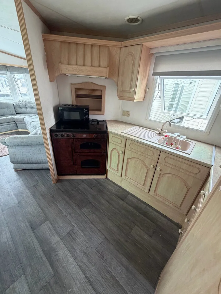 Willerby Lyndhurst 37 x 12 x 3 Bedroom - Image 4