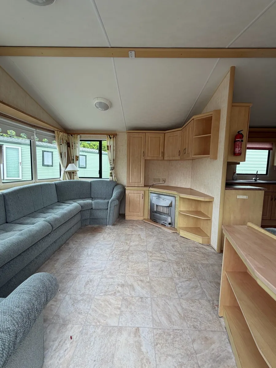 Willerby Westmorland 35 x 12 x 2 Bed - Image 2
