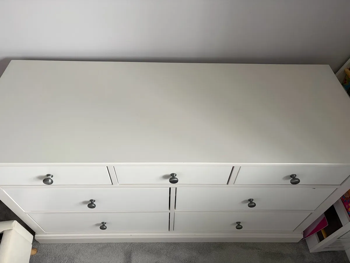 White chest of drawers - Image 4