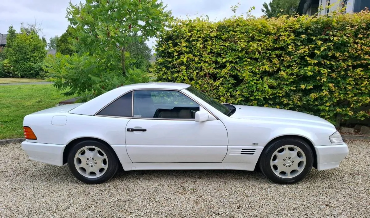 Mercedes 500SL Japanese Import only 55k miles - Image 2