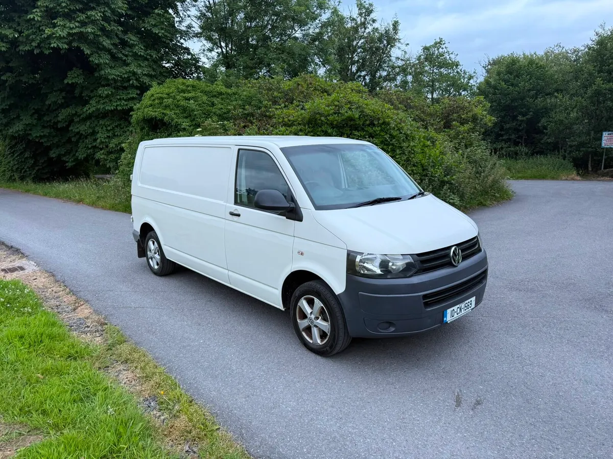 Mint condition 2010 transporter cvrt 02/27 - Image 2