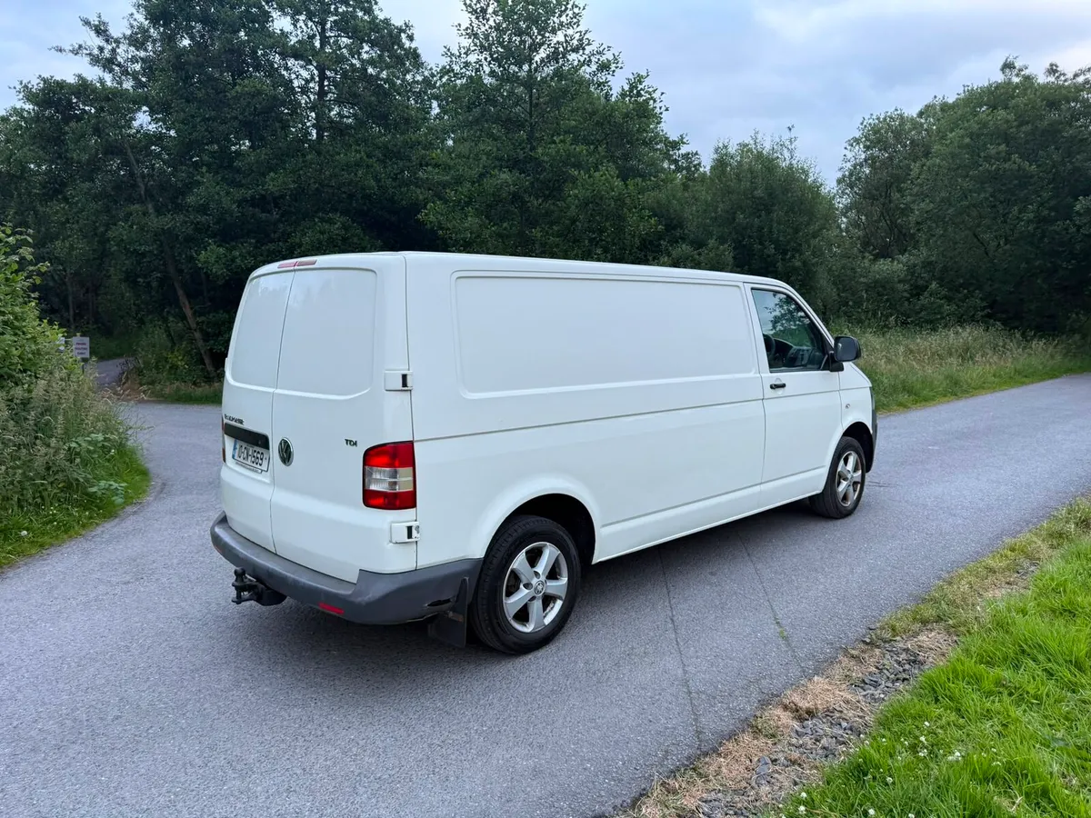 Mint condition 2010 transporter cvrt 02/27 - Image 3