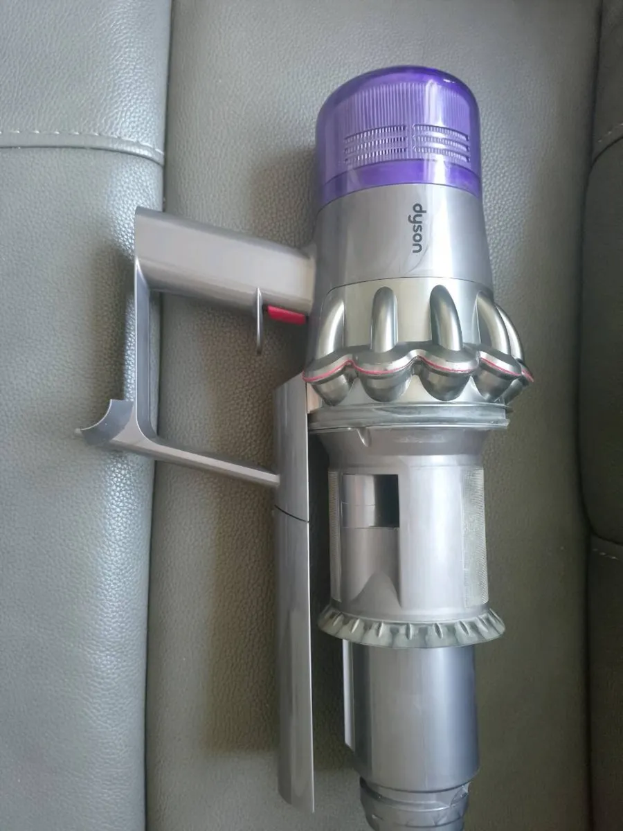 Dyson - Image 2