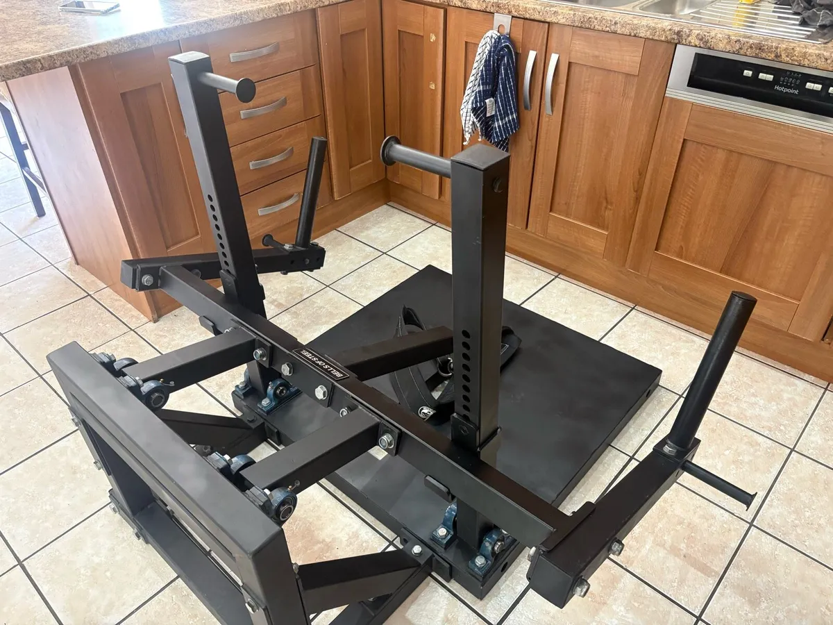 FULL COMMERCIAL BELLS OF STEEL GYM BELT SQUAT!! - Image 1