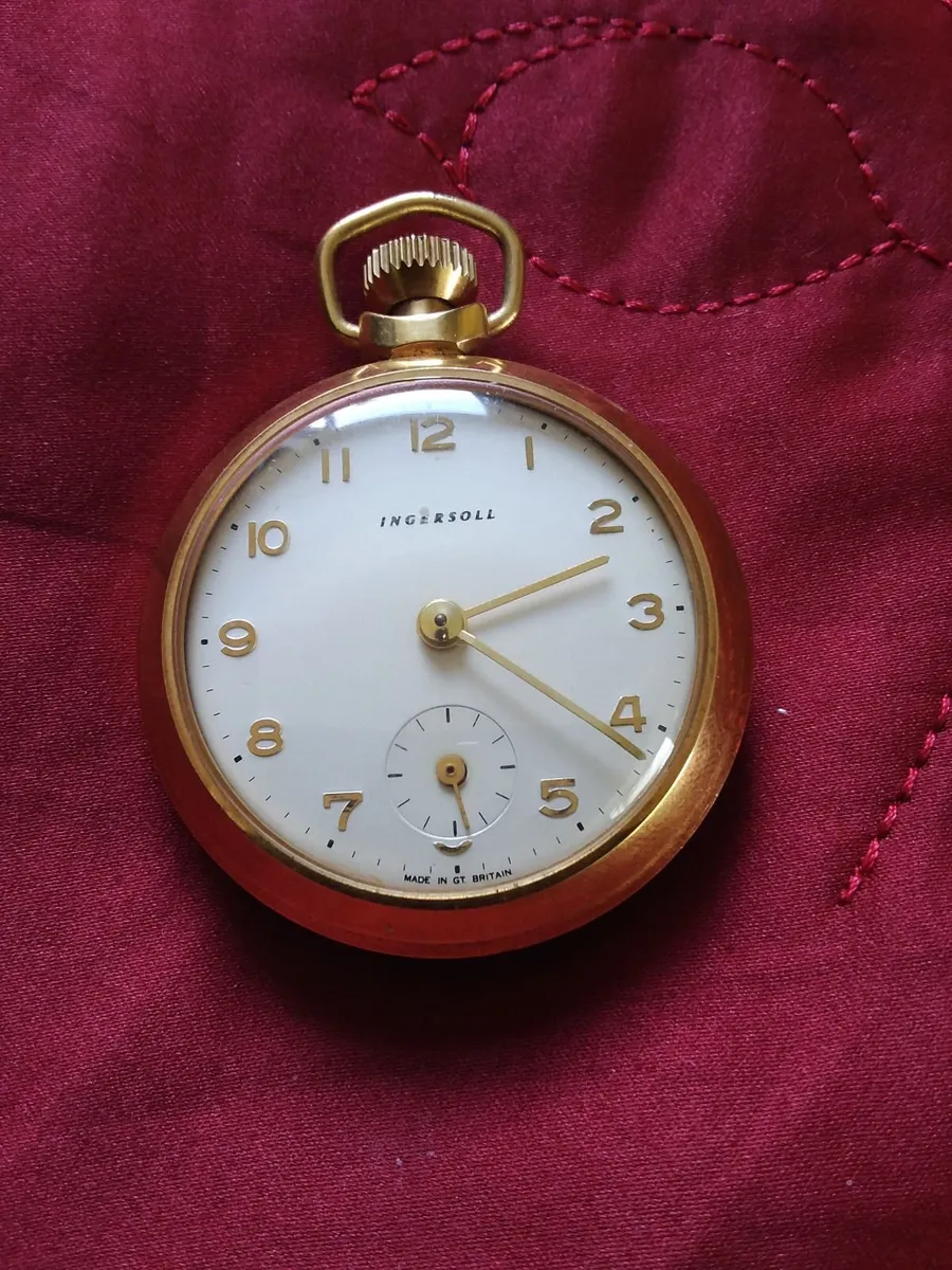 Antique manual wind pocket wstch - Image 1