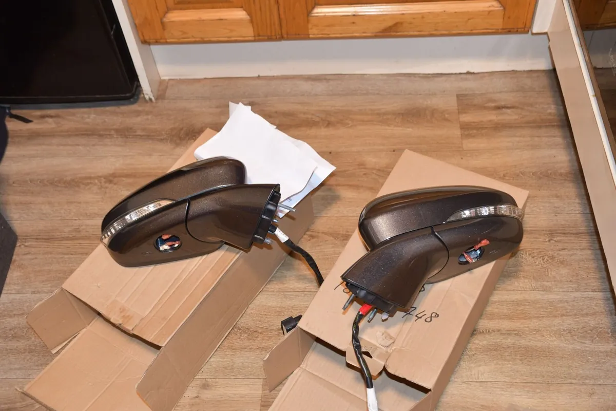 new mirrors for a 2018 Ford Mondeo - Image 4