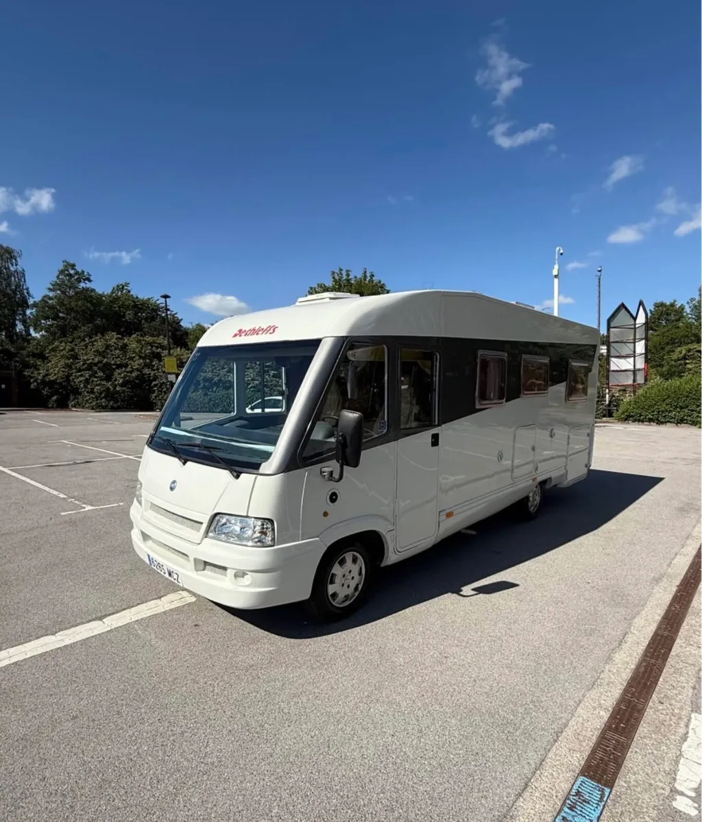 Spanish Reg 2006 Dethleffs A Class 3.5 ton - Image 2