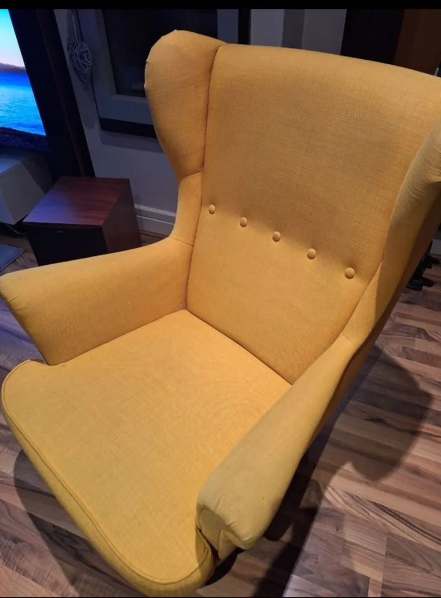 Armchair - Image 1