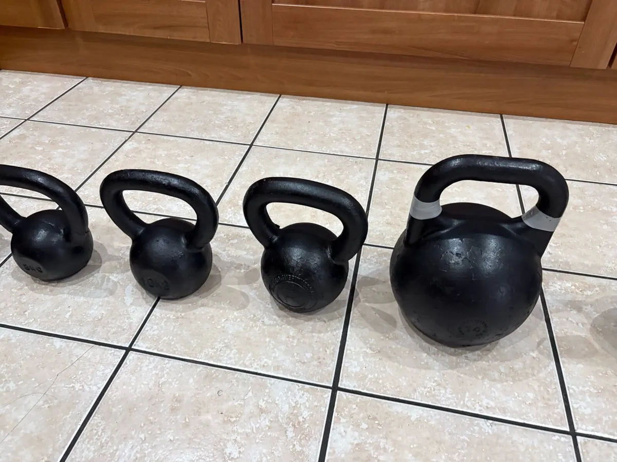 LARGE 118KG METAL KETTLEBELL COLLECTION, CHEAP!! - Image 3