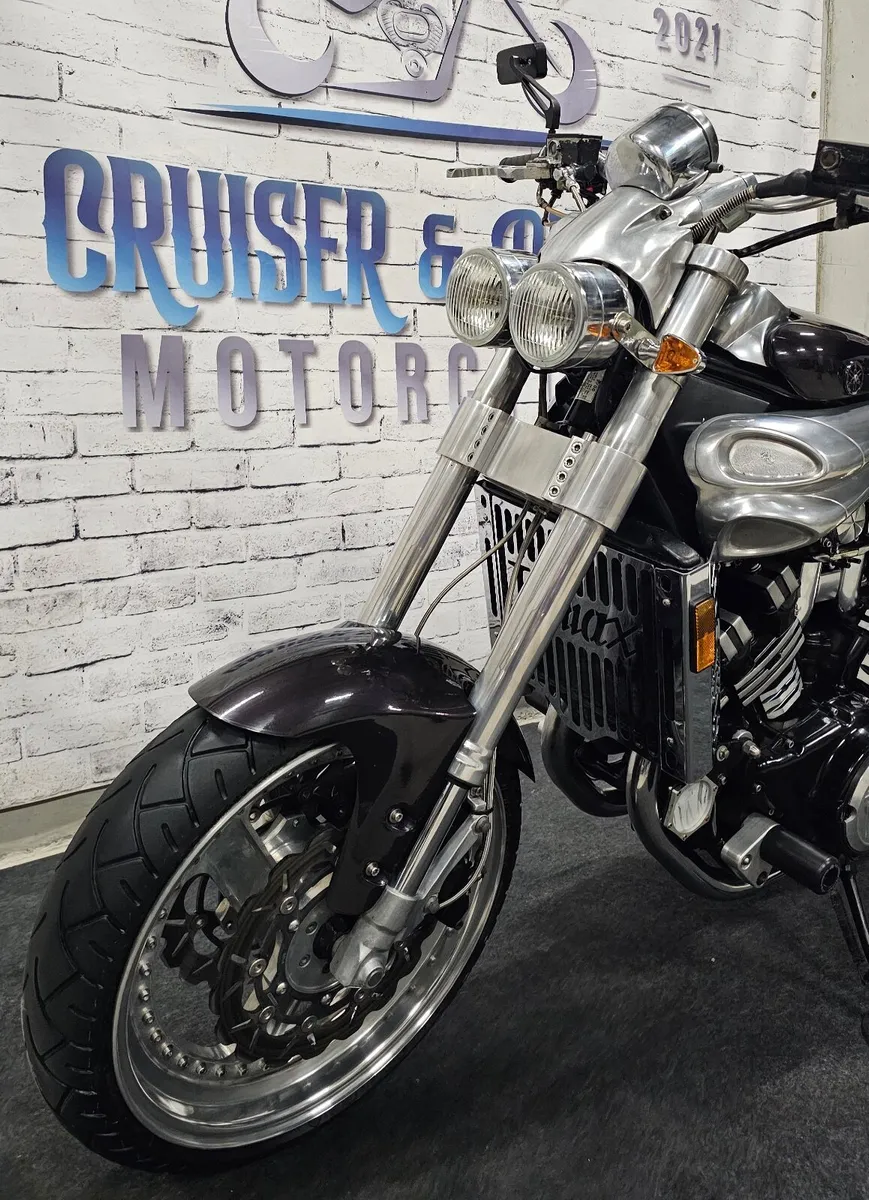 Yamaha 1200 VMAX 2000 240mm Fat Tyre - Image 4